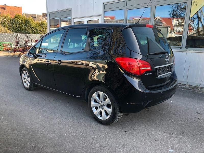 Gebraucht Opel Meriva Edition 101 PS (74 kW) 2011 Schwarz Van / Kleinbus