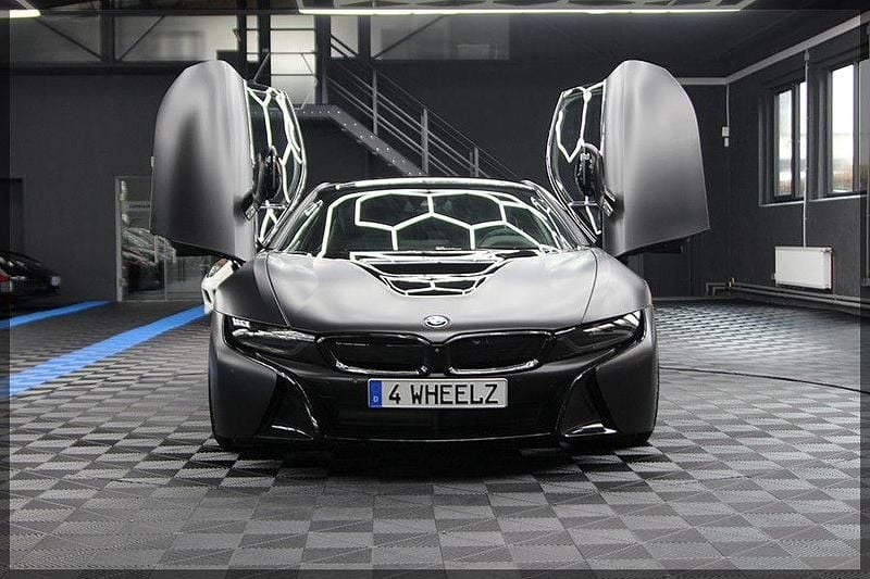 Gebraucht BMW i8 Sport Line 374 PS (275 kW) 2018 Schwarz Coupé