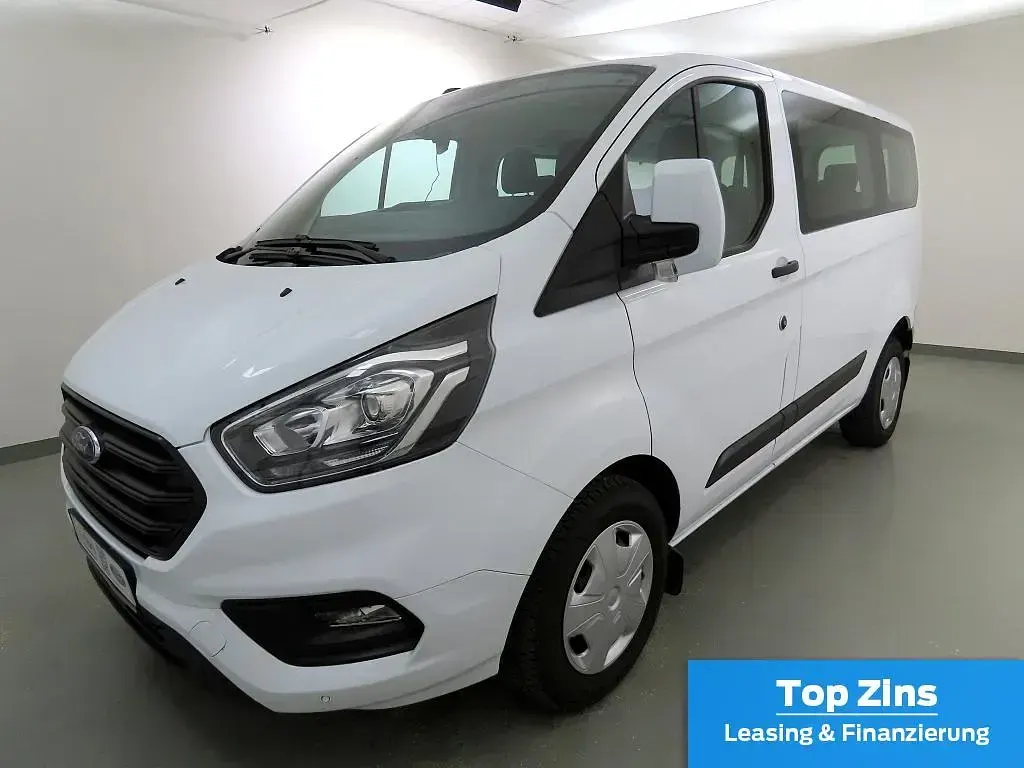 Gebraucht Ford Transit Custom Trend 185 PS (136 kW) 2021 Frostweiß Limousine
