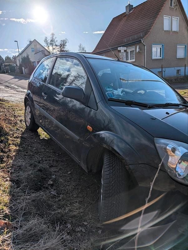 Gebraucht Ford Fiesta 60 PS (44 kW) 2007 Kleinwagen