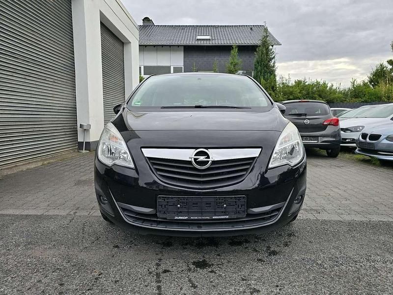 Schwarz Gebraucht 2011 Opel Meriva Design Edition Van / Kleinbus | 5.650 € (Fairer Preis) - Bild 1/4