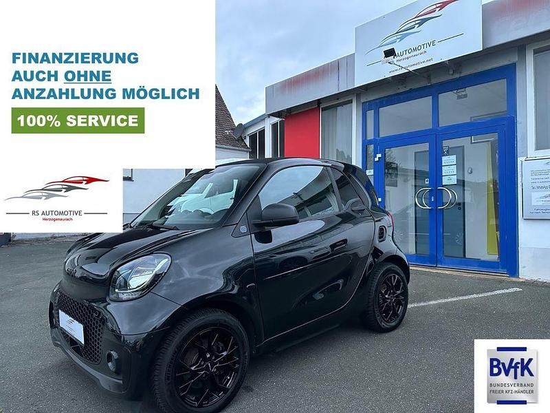 Schwarz Gebraucht 2021 Smart ForTwo Electric Drive | 9.790 € (Fairer Preis) - Bild 1/4