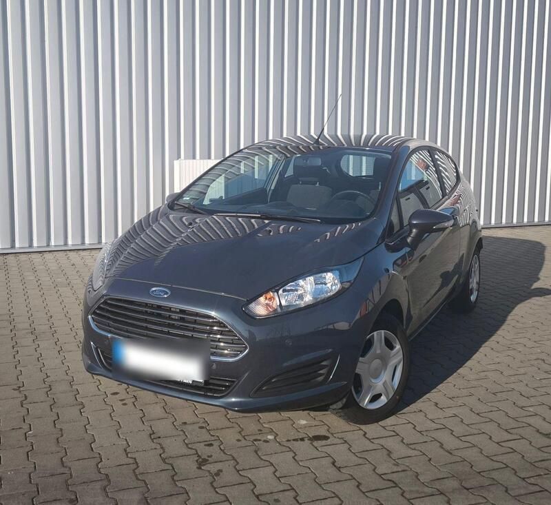 Grau Gebraucht 2013 Ford Fiesta Kleinwagen | 3.900 € (Superpreis) - Bild 1/4