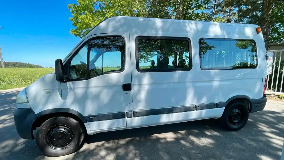 Gebraucht Opel Movano 145 PS (106 kW) 2009 Weiß Van / Kleinbus