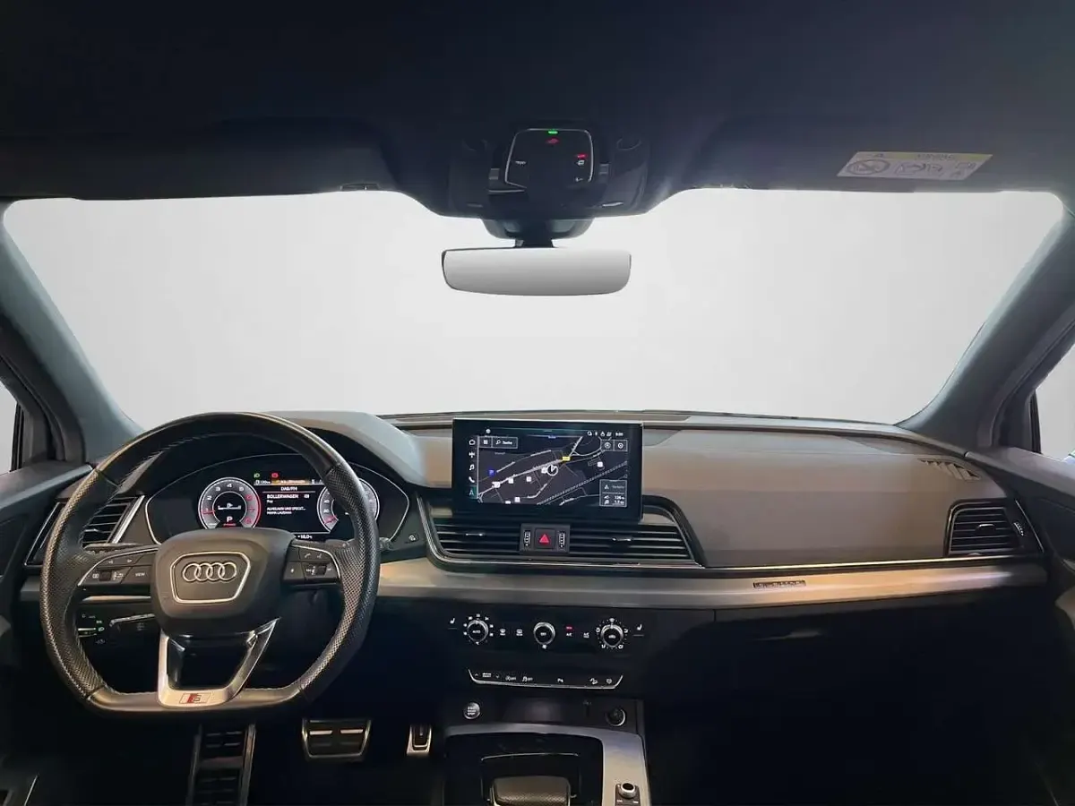 Używany Audi Q5 S-Line 204 KM (150 kW) 2023 Szary SUV