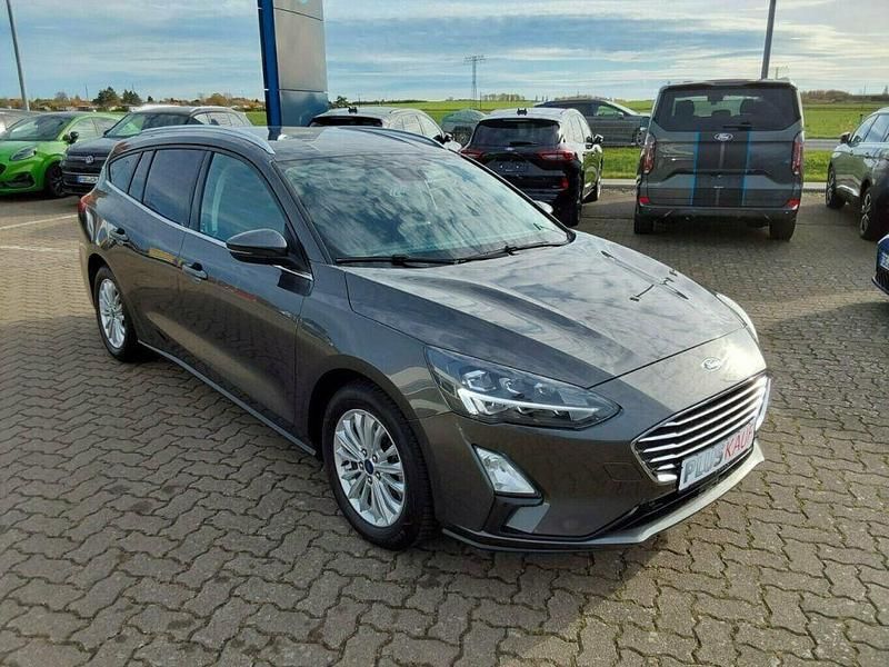 Gebraucht Ford Focus Titanium 125 PS (91 kW) 2022 Magneticgrau (metallic) Kombi