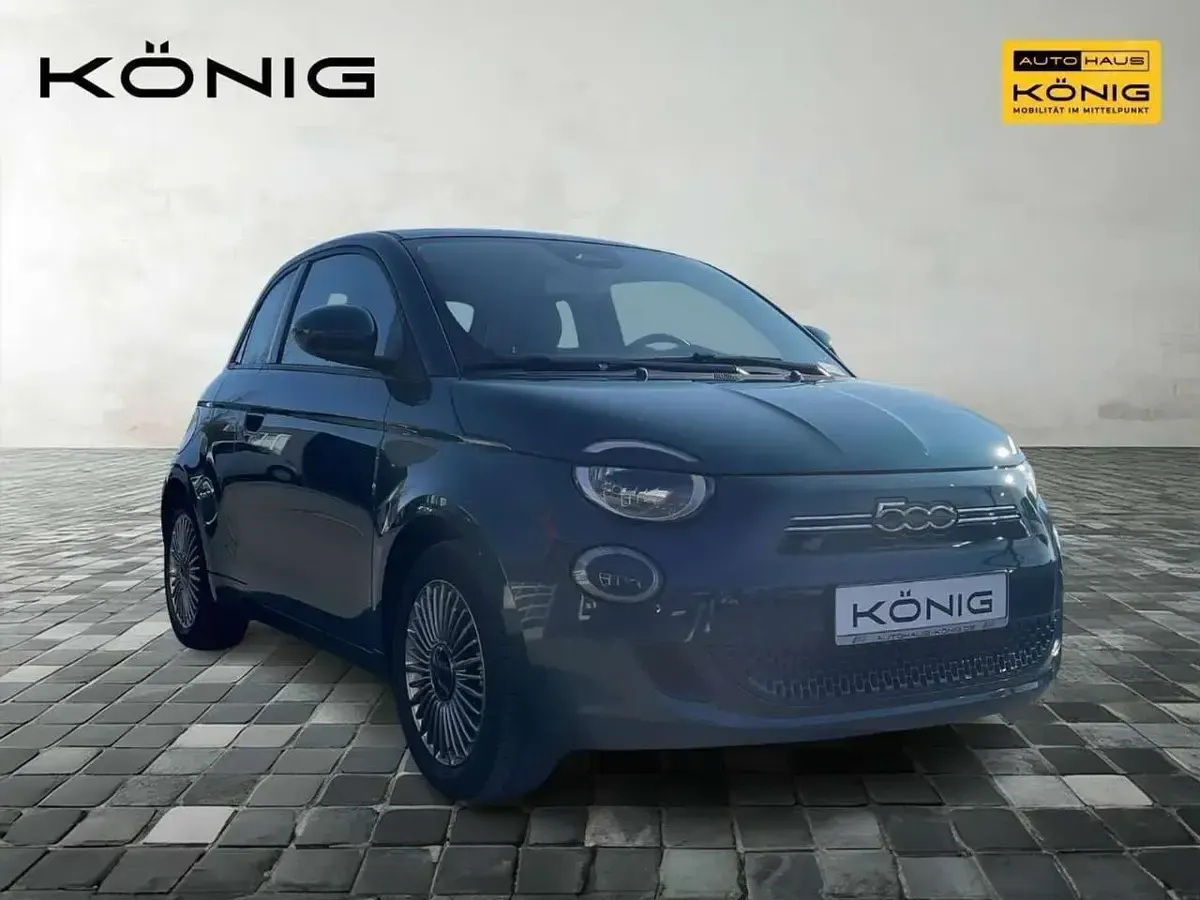 Gebraucht Fiat 500e 86 kW (118 PS) 2023 Grün Limousine