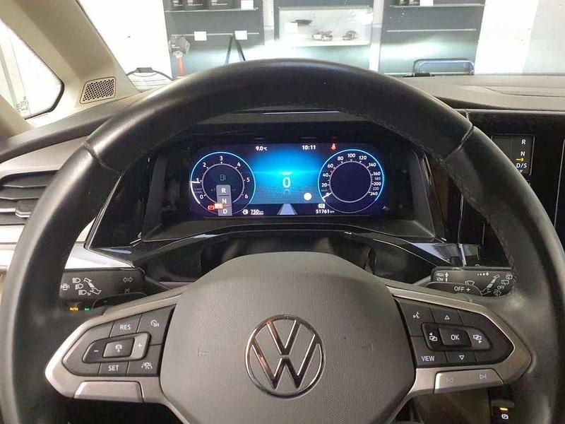 Gebraucht VW Multivan Life 150 PS (110 kW) 2023 Weiß Van