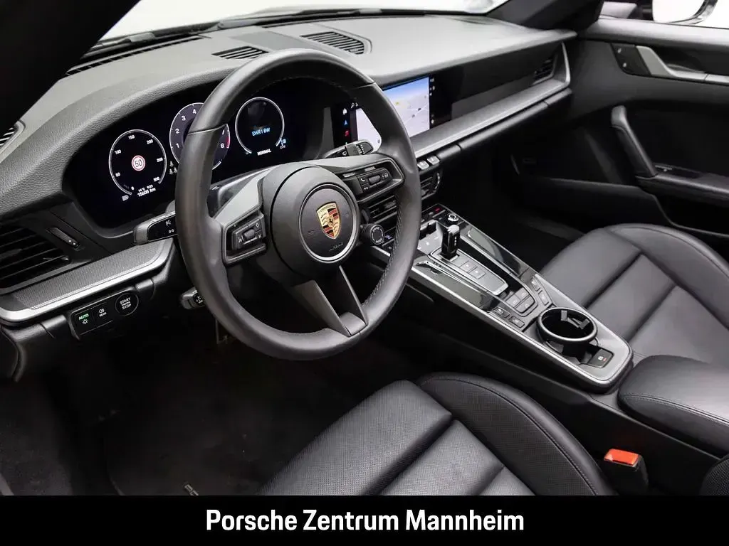 Gebraucht Porsche 911 Carrera Cabriolet 394 PS (289 kW) 2024 Schwarz Cabrio