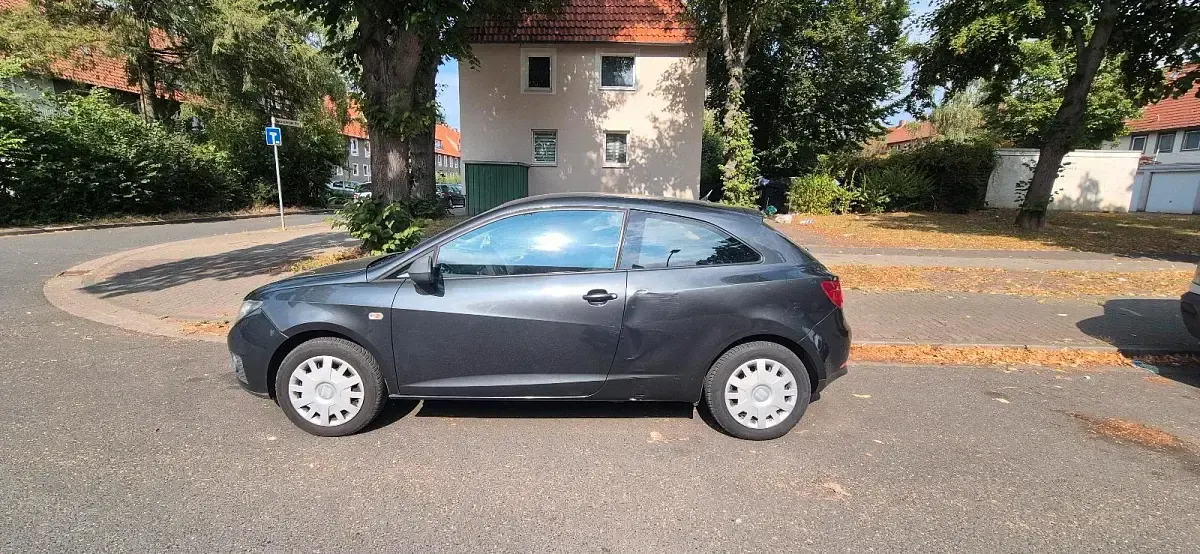 Gebraucht Seat Ibiza 69 PS (50 kW) 2010 Silber Kleinwagen