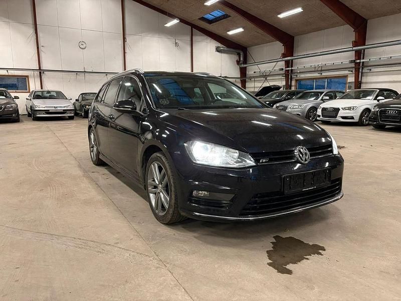 Gebraucht VW Golf VII R-line 150 PS (110 kW) 2016 Schwarz Limousine