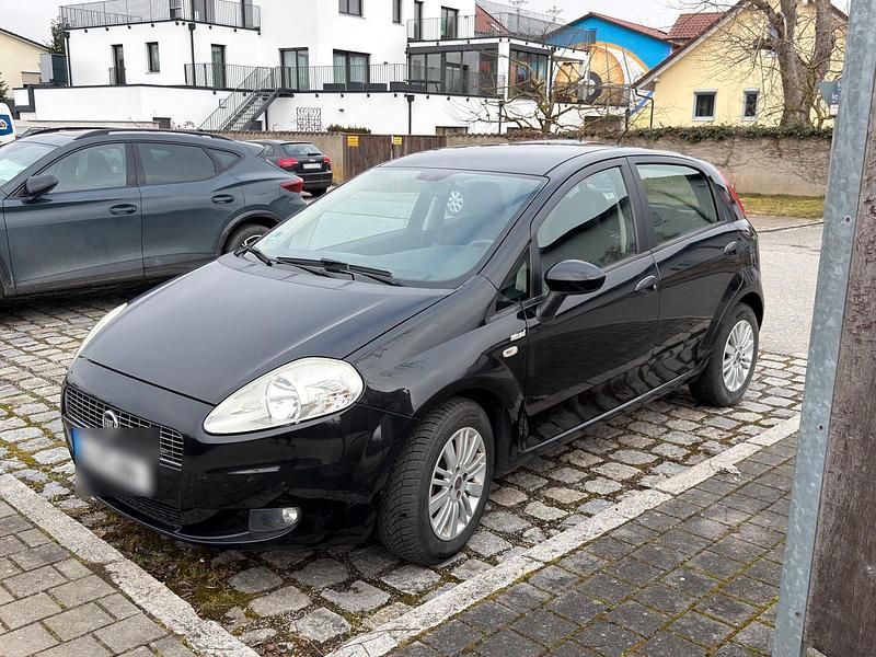 Gebraucht Fiat Grande Punto 95 PS (69 kW) 2007 Schwarz Kleinwagen
