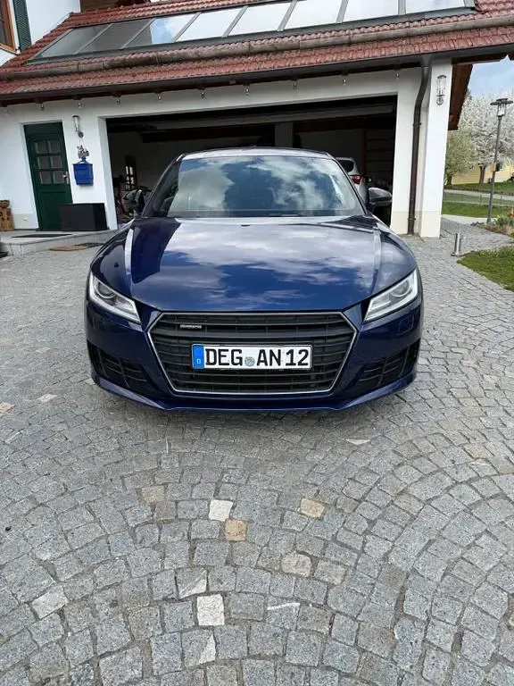 Gebraucht Audi TT Sport 184 PS (135 kW) 2017 Blau Coupé