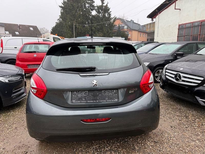 Gebraucht Peugeot 208 Access 68 PS (50 kW) 2012 Grau Kleinwagen