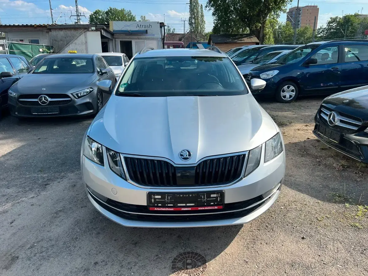 Gebraucht Skoda Octavia Style 150 PS (110 kW) 2020 Silber Kombi