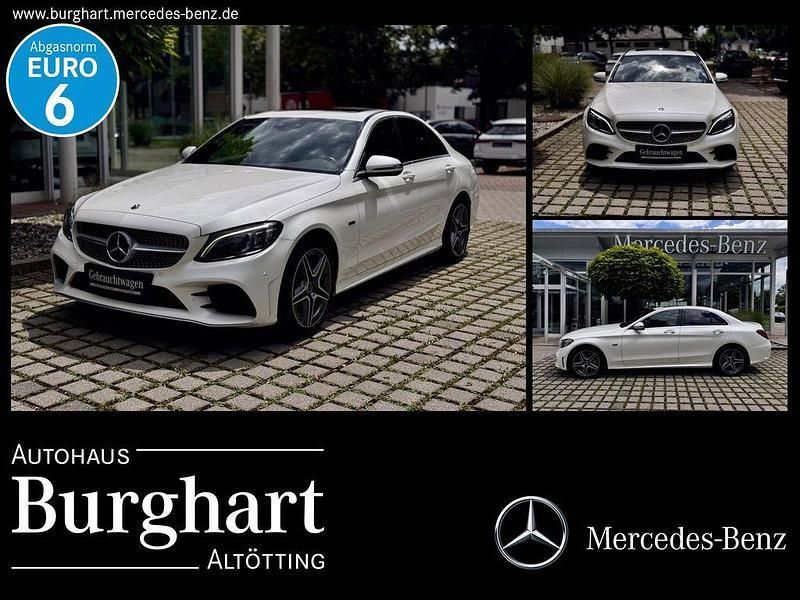 Designo diamantweiß bright Gebraucht 2020 Mercedes C300e AMG line Limousine | 22.900 € (Teuer) - Bild 1/4