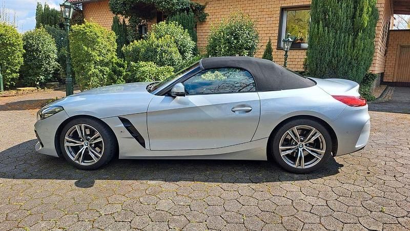 Gebraucht BMW Z4 197 PS (144 kW) 2021 Silber Cabrio