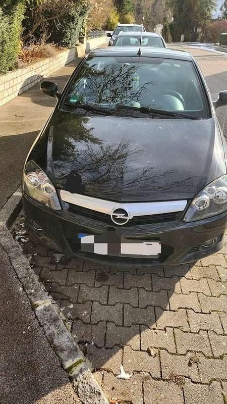 Gebraucht Opel Tigra Cosmo 90 PS (66 kW) 2005 Schwarz Cabrio