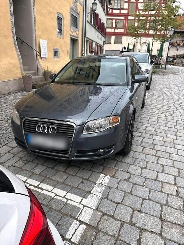 Silber Gebraucht 2005 Audi A4 Limousine | 1.444 € (Guter Preis) - Bild 1/4