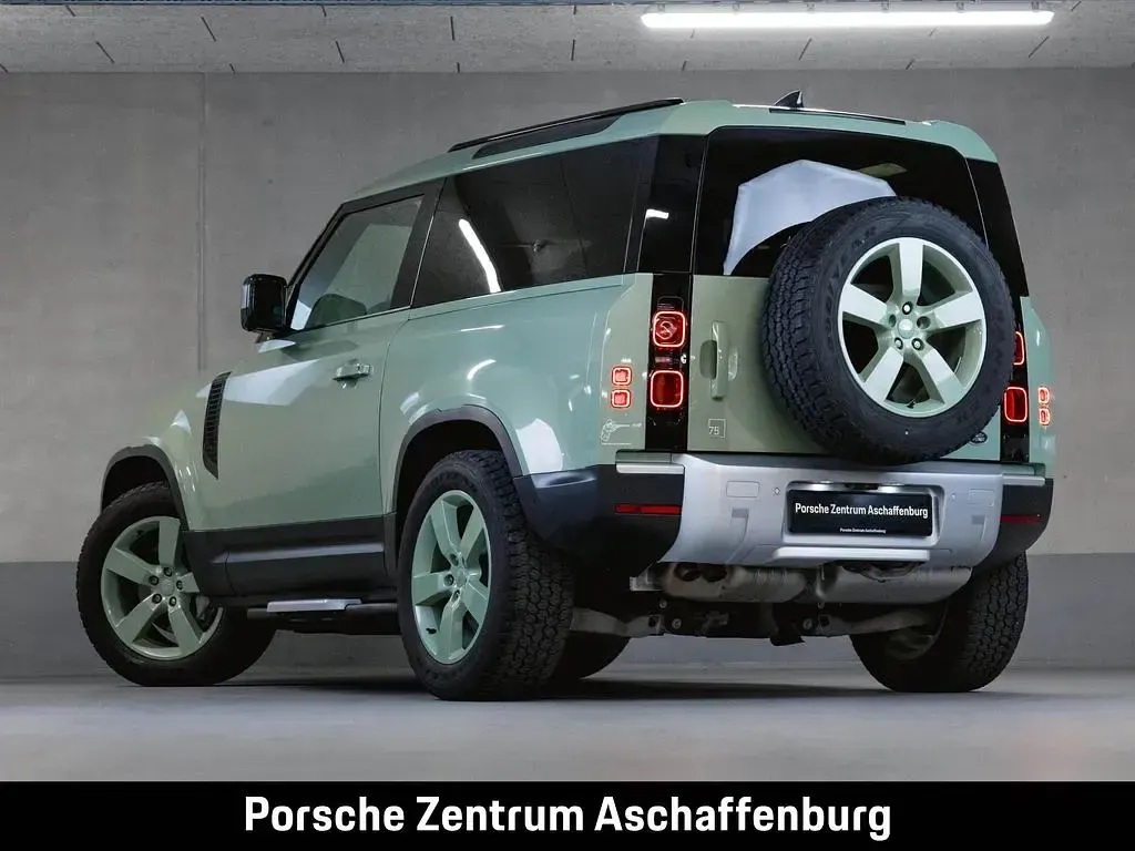 Gebraucht Land Rover Defender 75th Limited Edition 300 PS (220 kW) 2023 Grün SUV