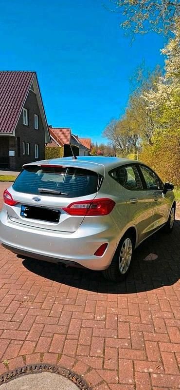 Gebraucht Ford Fiesta 86 PS (63 kW) 2017 Silber Kleinwagen
