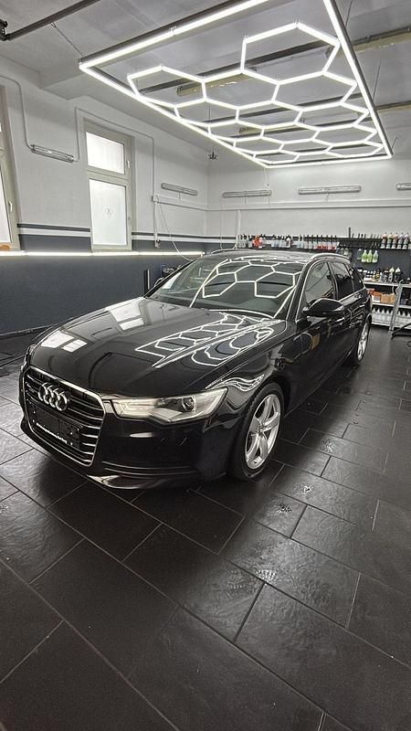 Gebraucht Audi A6 204 PS (150 kW) 2013 Schwarz Kombi