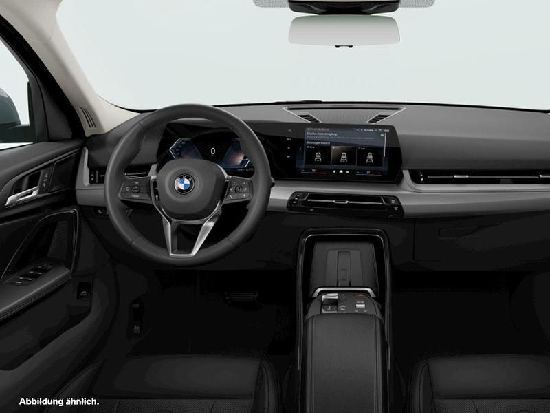 Gebraucht BMW X2 156 PS (114 kW) 2025 Grau SUV