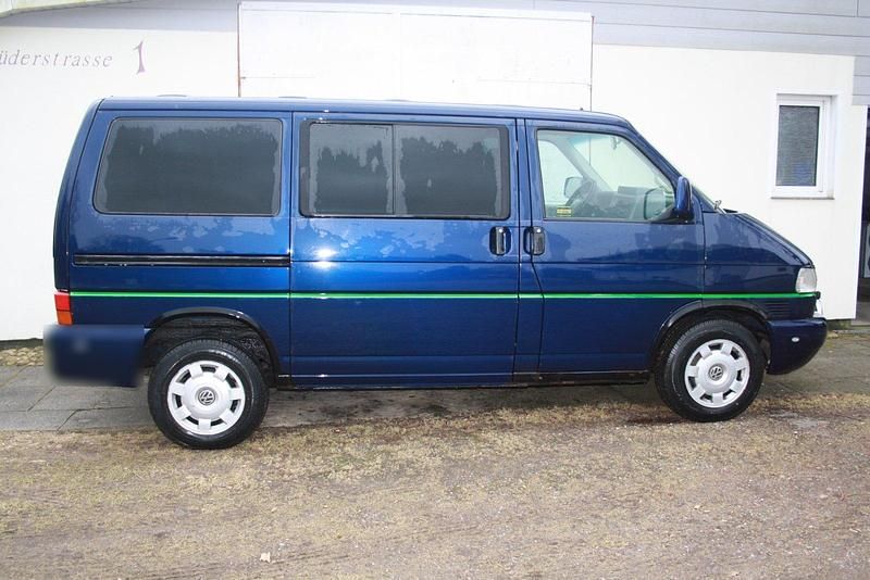 Gebraucht VW T4 102 PS (75 kW) 1999 Blau Van