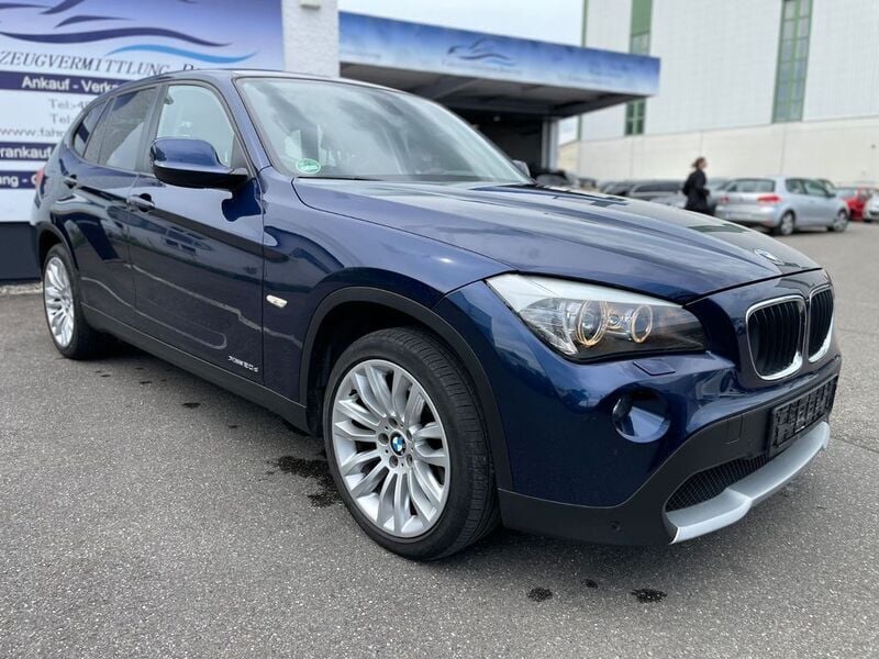 Blau Gebraucht 2011 BMW X1 Sport Line SUV | 9.000 € (Guter Preis) - Bild 1/4