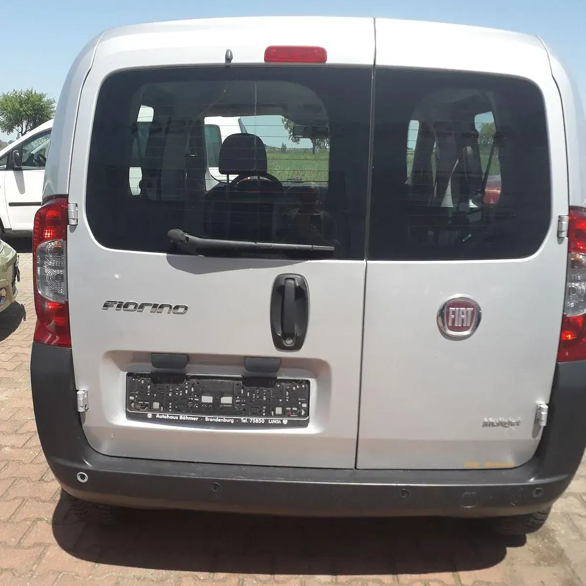 Gebraucht Fiat Fiorino 95 PS (69 kW) 2011 Silber Van / Kleinbus