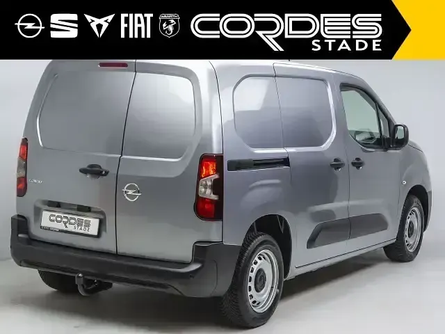 Używany Opel Combo Edition 102 KM (75 kW) 2023 Szary Minivan