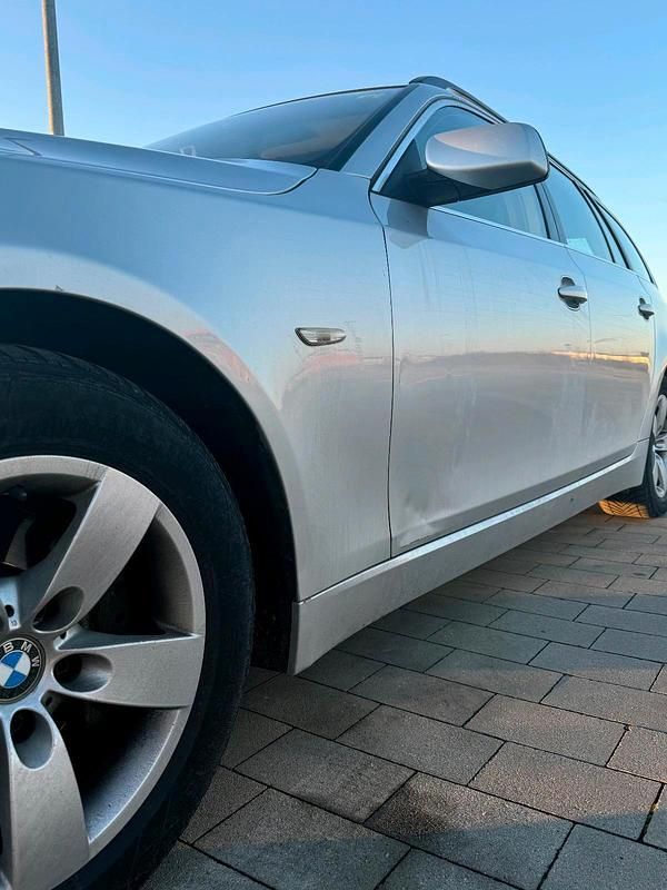 Second-hand BMW 520 177 CP (130 kW) 2008 Gri Break