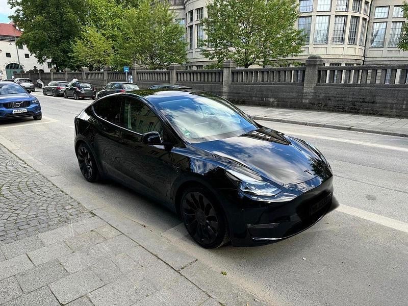 Gebraucht Tesla Model Y Performance 320 kW (436 PS) 2023 Schwarz SUV