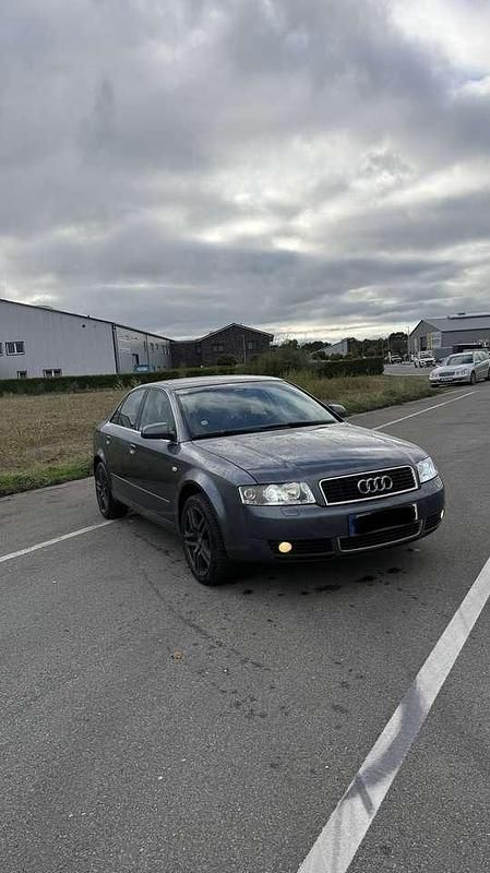 Gebraucht 2001 Audi A4 Limousine | 1.350 € (Guter Preis) - Bild 1/4