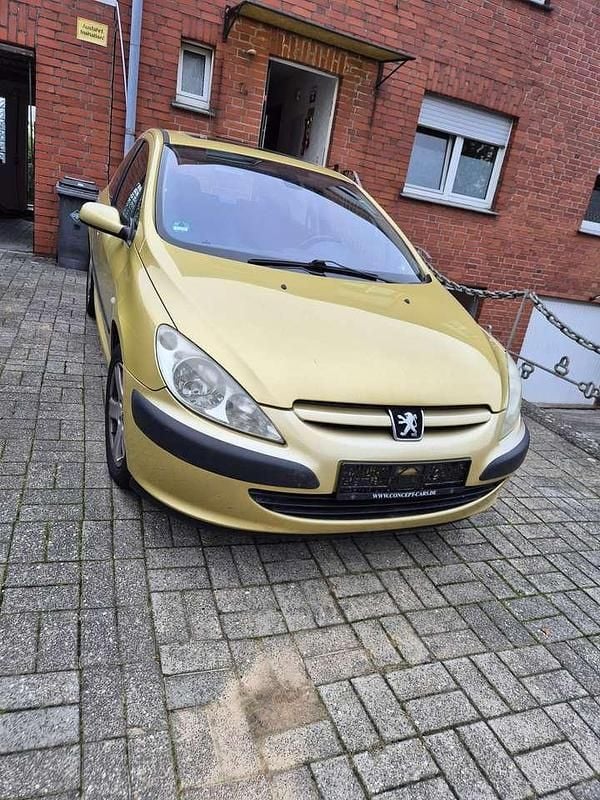 Gebraucht 2004 Peugeot 307 Tendance Limousine | 1.000 € (Superpreis) - Bild 1/4