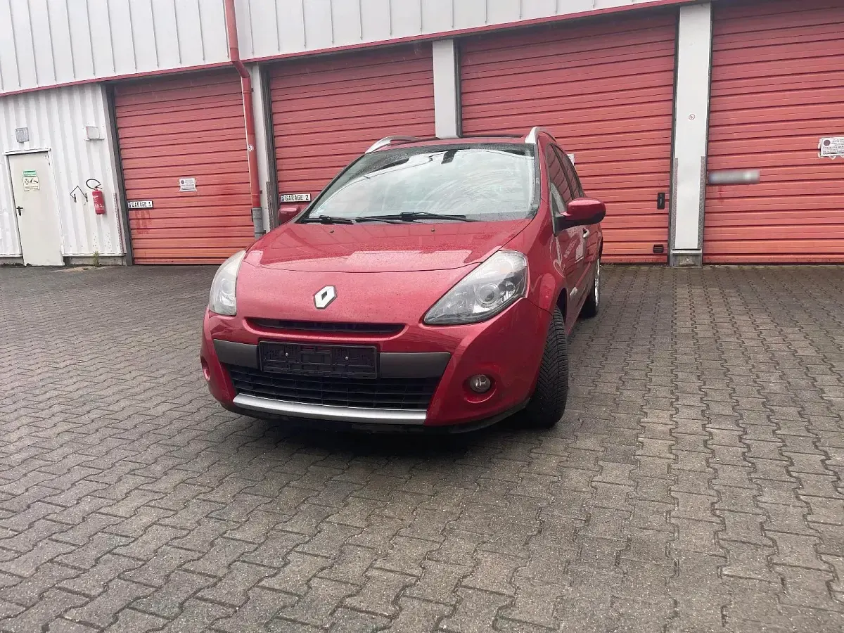 Gebraucht Renault Clio 103 PS (75 kW) 2009 Rot Kombi
