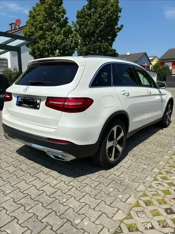 Gebraucht Mercedes GLC220 170 PS (125 kW) 2017 Weiß SUV