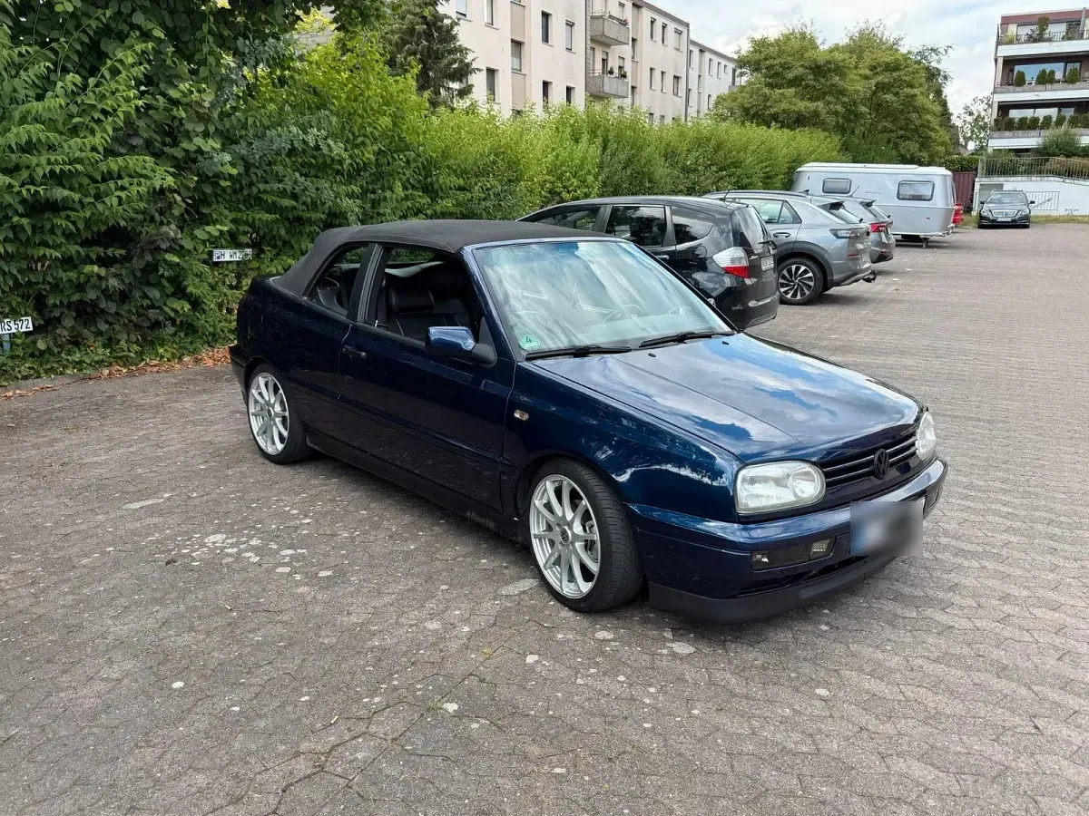 Gebraucht VW Golf Cabriolet Edition 90 PS (66 kW) 1996 Blau Cabrio