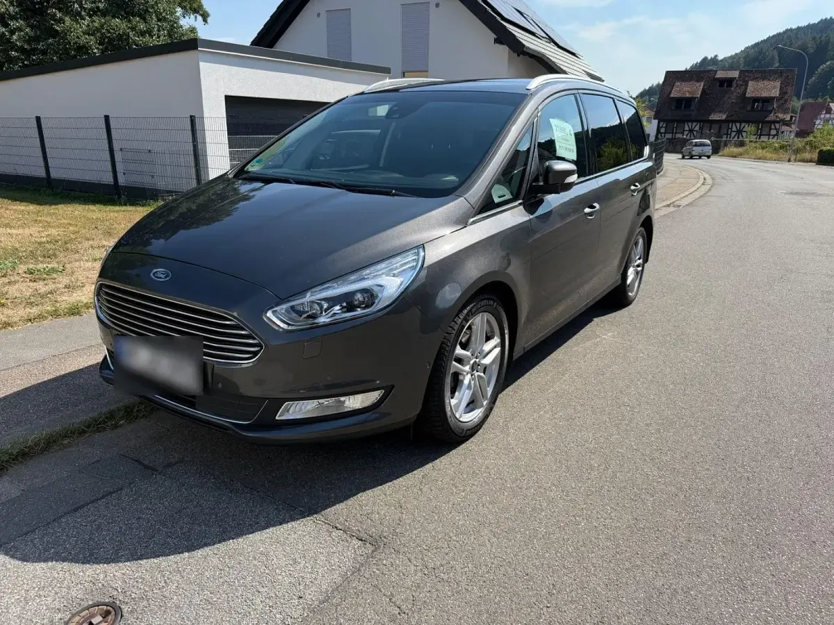 Gebraucht Ford Galaxy Titanium 241 PS (177 kW) 2019 Grau Van / Kleinbus