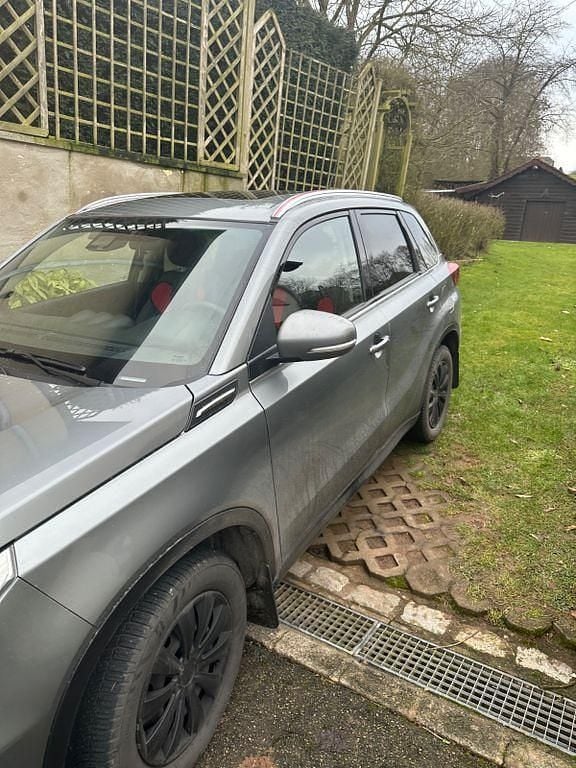 Gebraucht Suzuki Vitara Comfort+ 140 PS (102 kW) 2019 Grau SUV