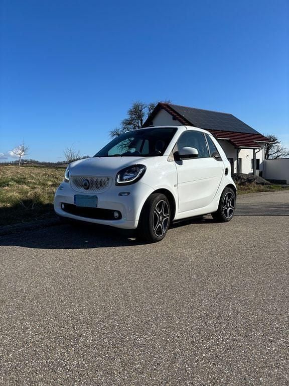 Gebraucht Smart ForTwo Cabrio Brabus 90 PS (66 kW) 2017 Weiß Cabrio