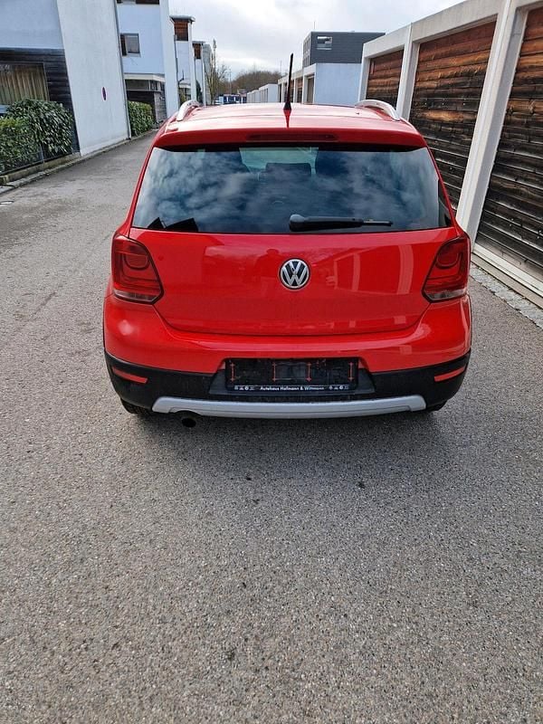 Gebraucht VW Polo Cross 105 PS (77 kW) 2011 Rot Kleinwagen