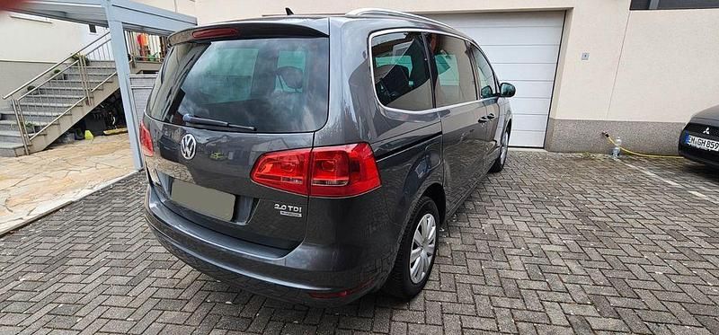 Gebraucht VW Sharan Comfortline 170 PS (125 kW) 2012 Grau Van / Kleinbus