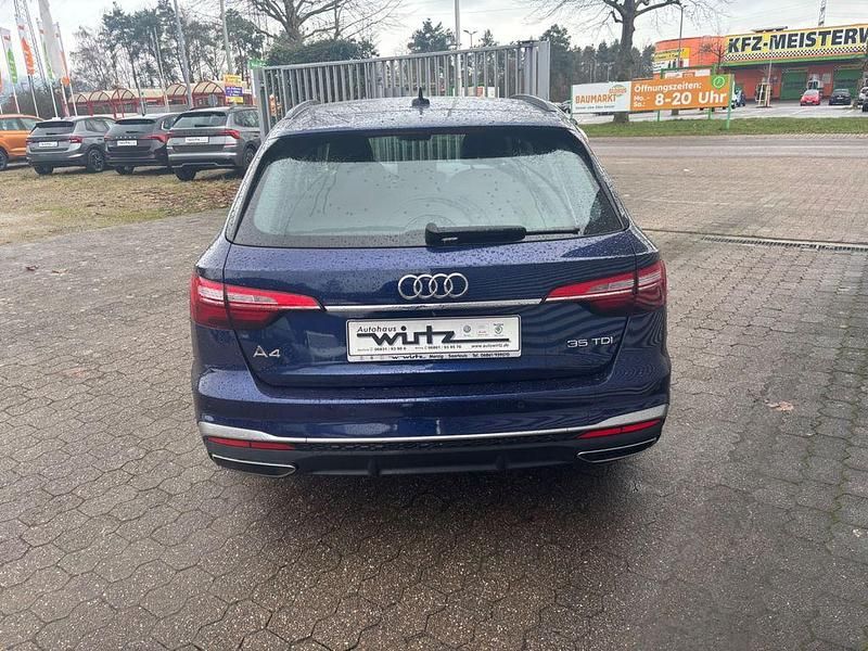 Gebraucht Audi A4 S-Line 163 PS (119 kW) 2021 Blau Kombi