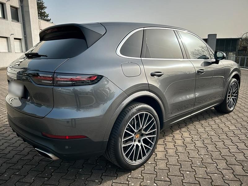 Gebraucht Porsche Cayenne 340 PS (250 kW) 2018 Grau SUV