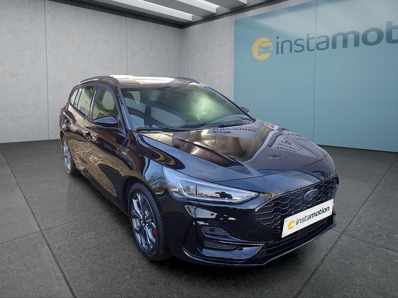 Neu Ford Focus ST-Line X 155 PS (114 kW) 2025 Schwarz Kombi