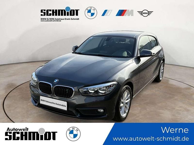 Mineralgrau metallic Gebraucht 2017 BMW 116 Advantage Kleinwagen | 16.190 € (Teuer) - Bild 1/4
