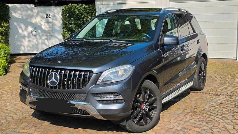Gebraucht Mercedes ML350 258 PS (189 kW) 2013 SUV