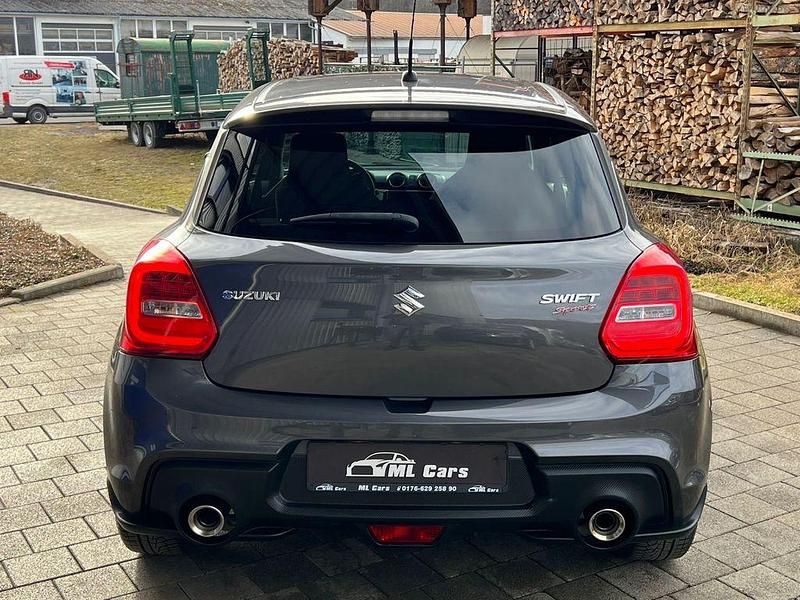 Gebraucht Suzuki Swift 140 PS (102 kW) 2019 Grau Limousine