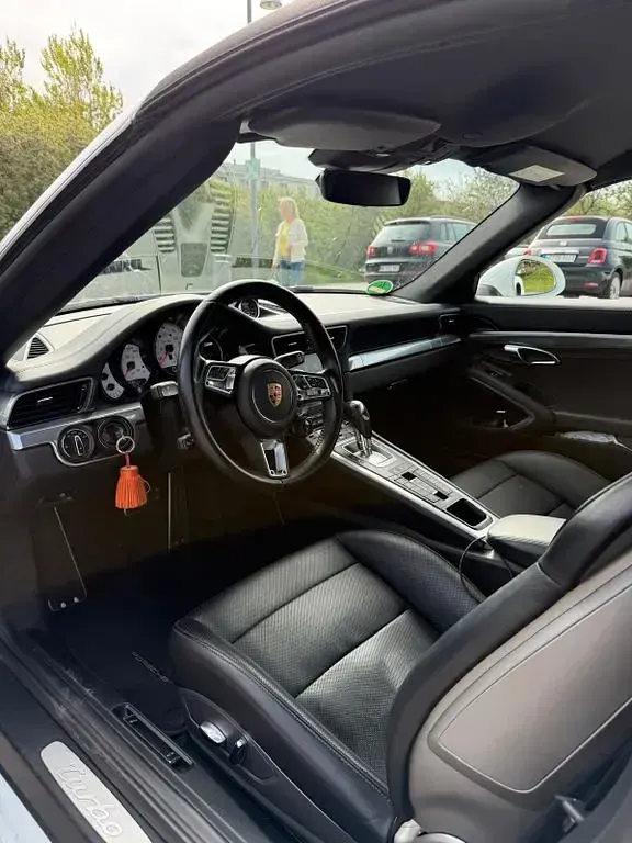 Begagnad Porsche 991 540 HK (397 kW) 2017 Vit Cab